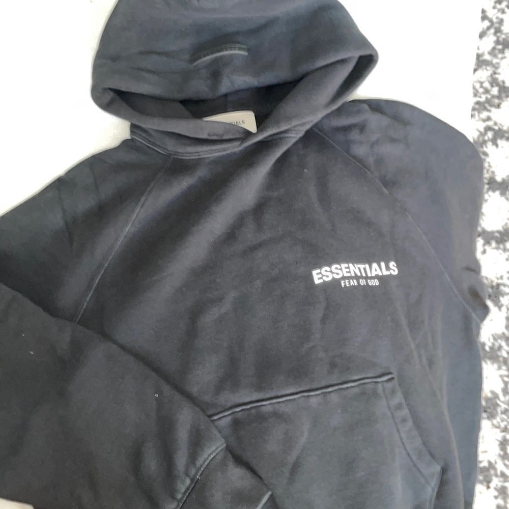 ✨ ESSENTIALS HOODIE ✨